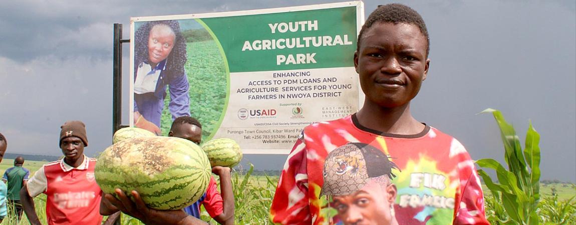 With support from USAID/CSSA, the Alexander Opiyo and his group members planted 10 acres of watermelon, which sold for over USD 8,000.