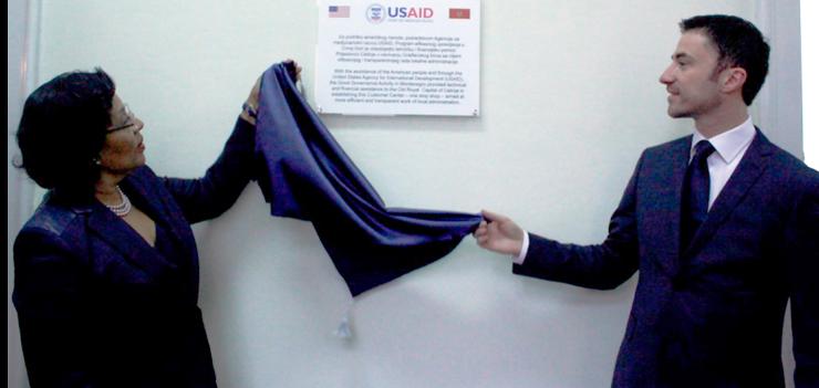 U.S. Ambassador to Montenegro officially inaugurated the opening of the Customer Center
